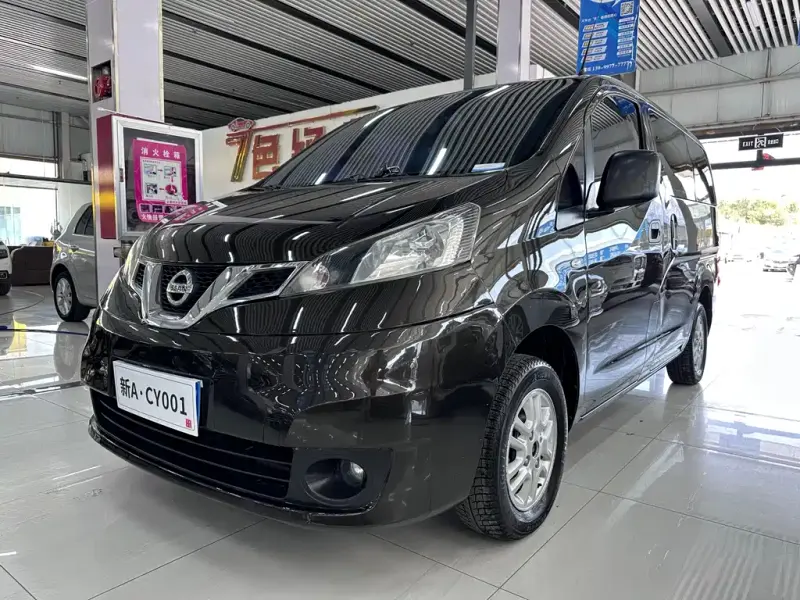 Nissan NV200, 2015
