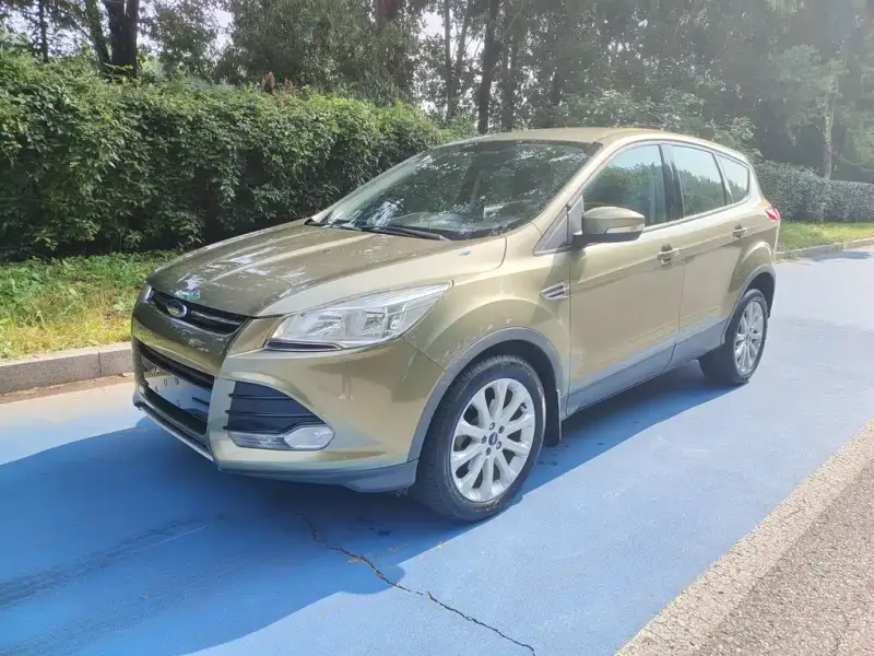 Ford Kuga, 2016