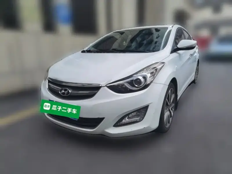 Hyundai Elantra Langdong, 2015