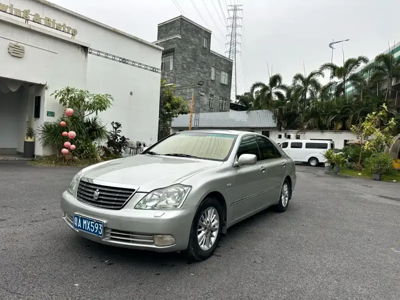 Toyota Crown, 2006