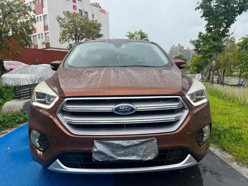 Ford Kuga, 2018