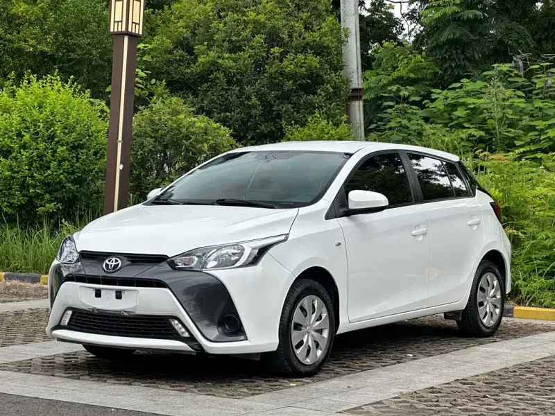 Toyota Yaris L, 2021