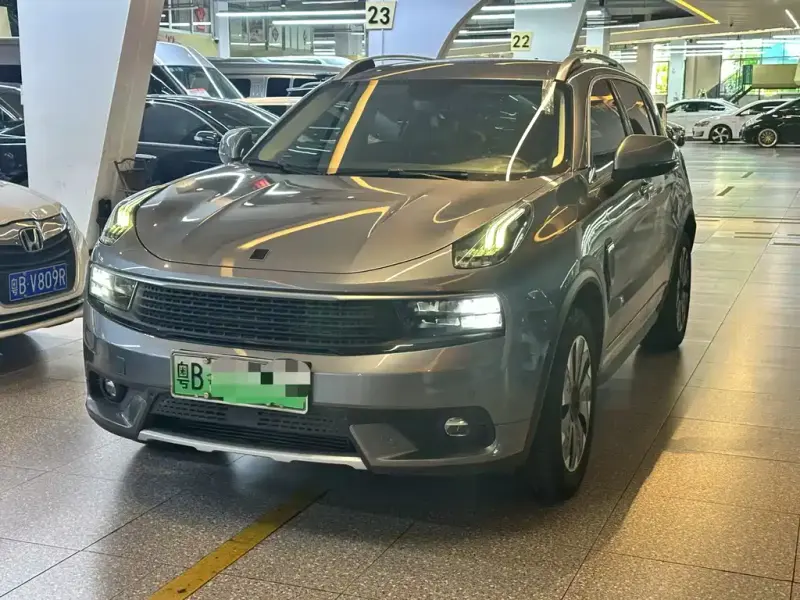 Lynk & Co 01 EM-P, 2019