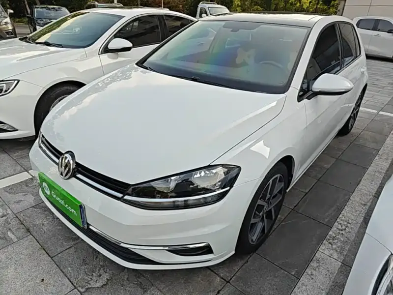 Volkswagen Golf, 2020