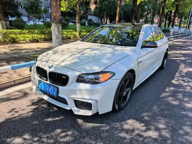 BMW 5 Series, 2015