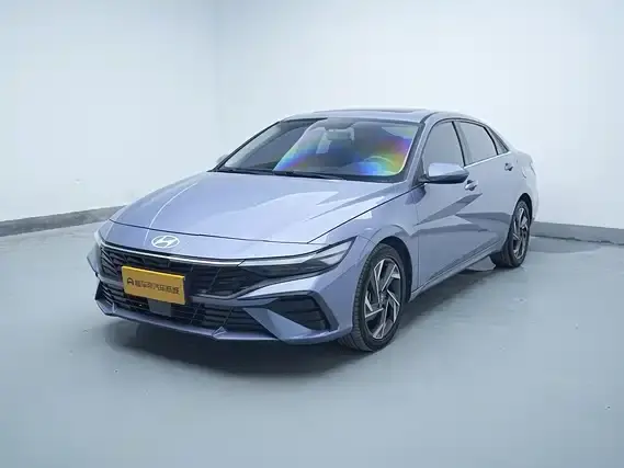 Hyundai Elantra, 2024