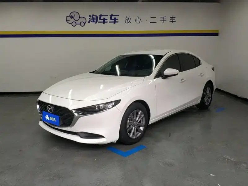 Mazda 3 Axela, 2022