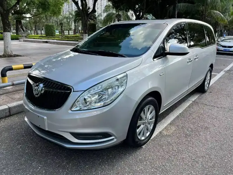Buick GL8, 2018