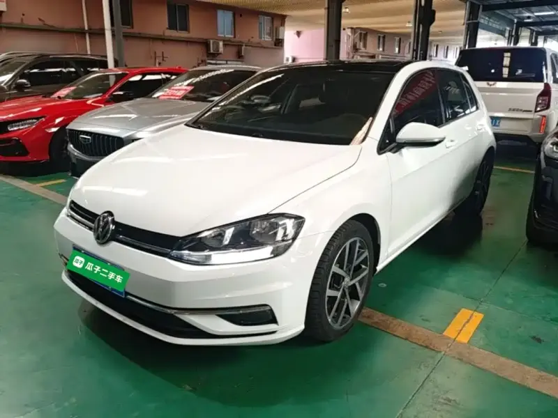 Volkswagen Golf, 2020