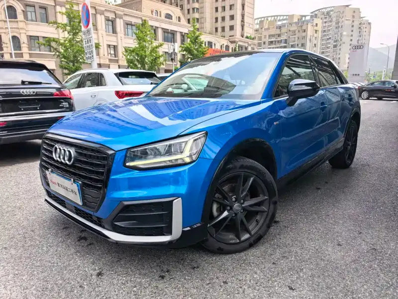 Audi Q2L, 2020