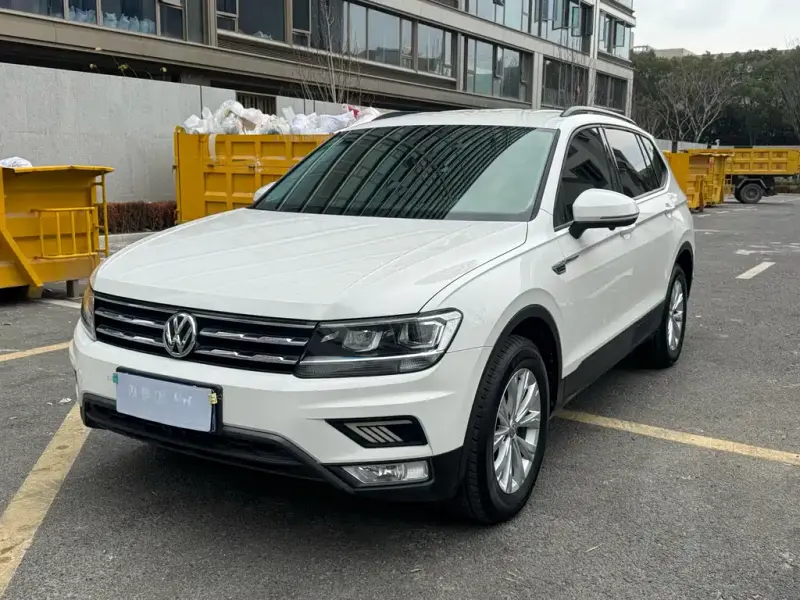 Volkswagen Tiguan L, 2018