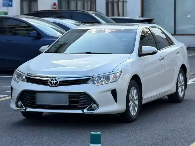 Toyota Camry, 2017