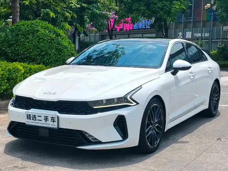 Kia K5, 2022