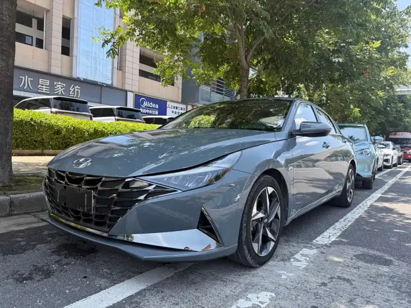 Hyundai Elantra, 2026