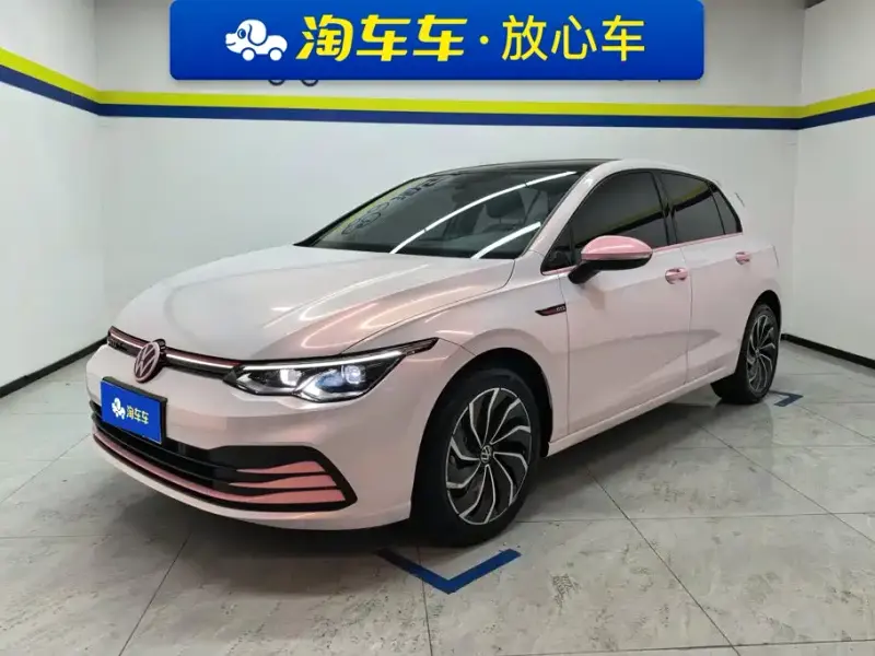 Volkswagen Golf, 2023