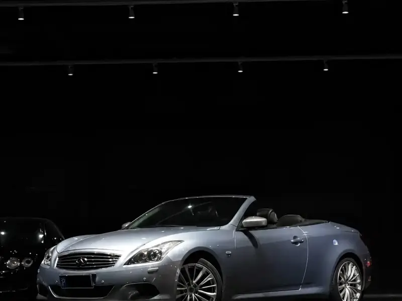 Infiniti G, 2012