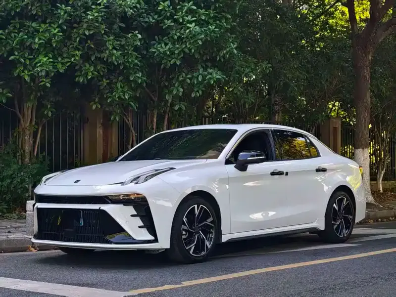 Lynk & Co 03, 2024