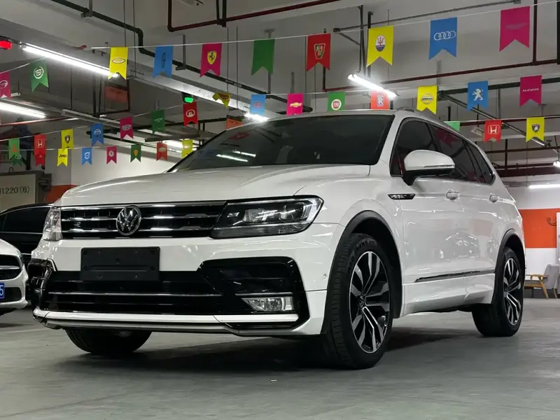 Volkswagen Tiguan L, 2021