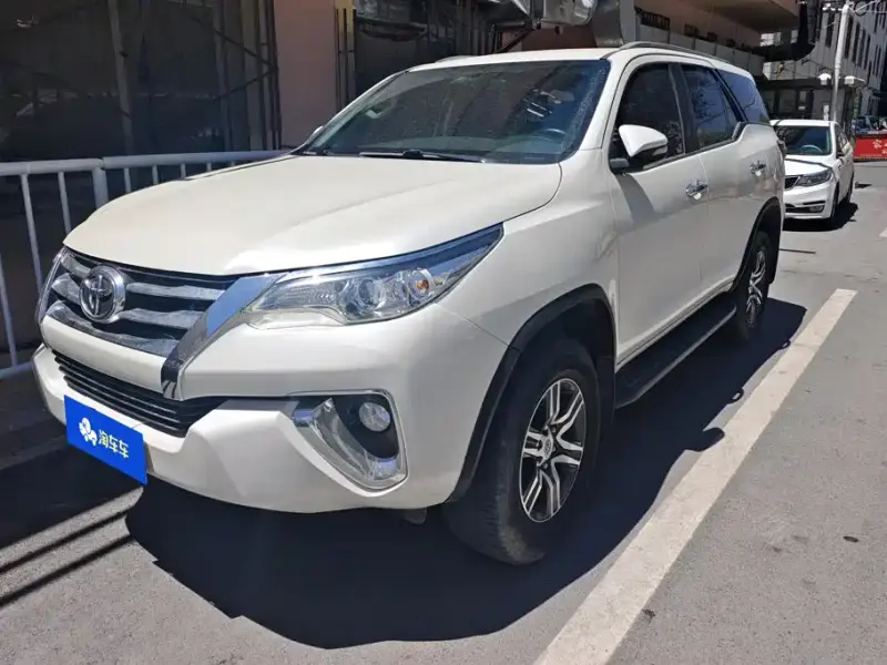 Toyota Fortuner, 2017