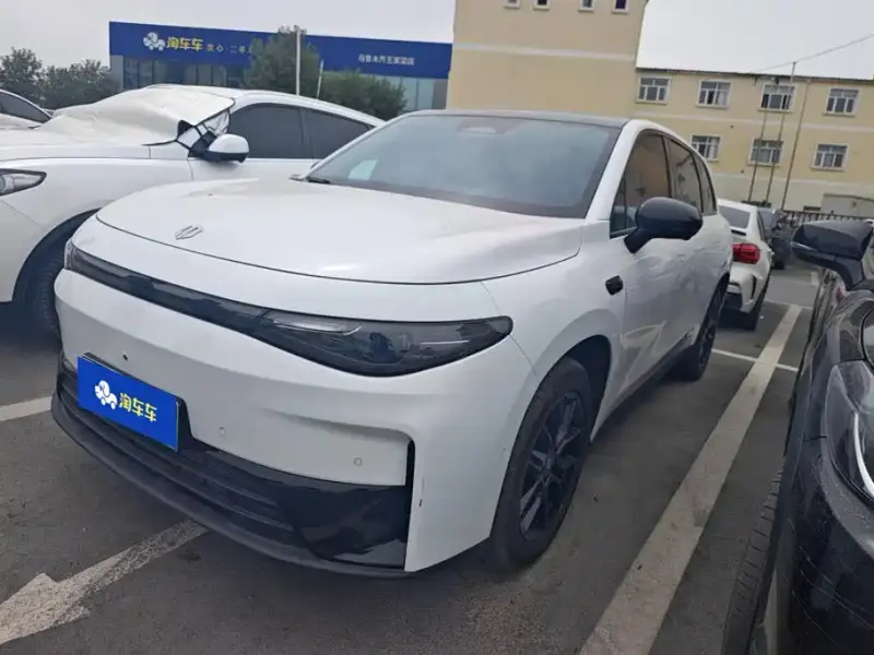 Leapmotor C10, 2025