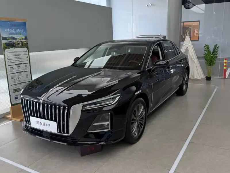 Hongqi H5, 2026