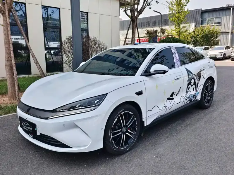 BYD Qin L, 2025