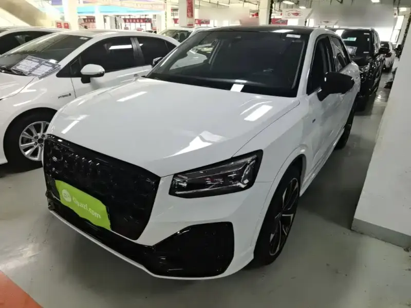 Audi Q2L, 2024