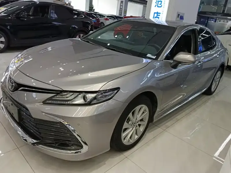 Toyota Camry, 2023