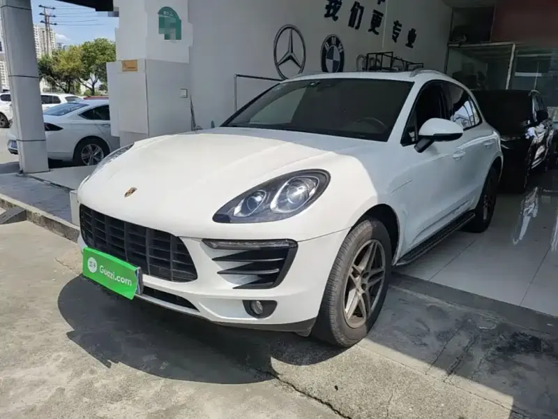 Porsche Macan, 2016