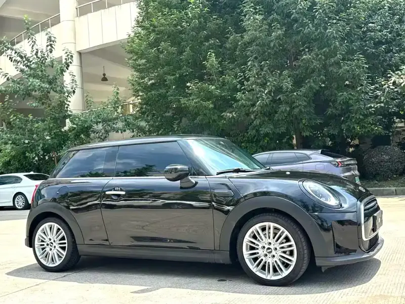 MINI Mini, 2021