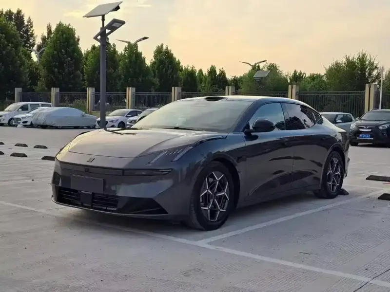 Lynk & Co 10, 2025