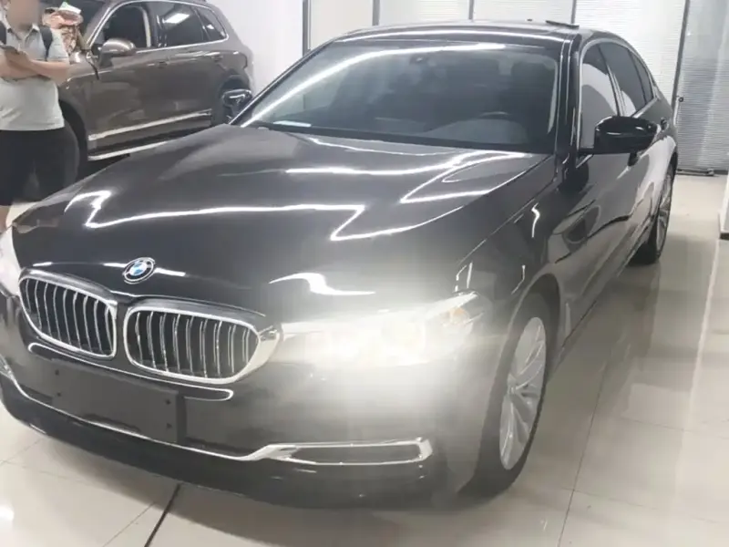 BMW 5 Series, 2019