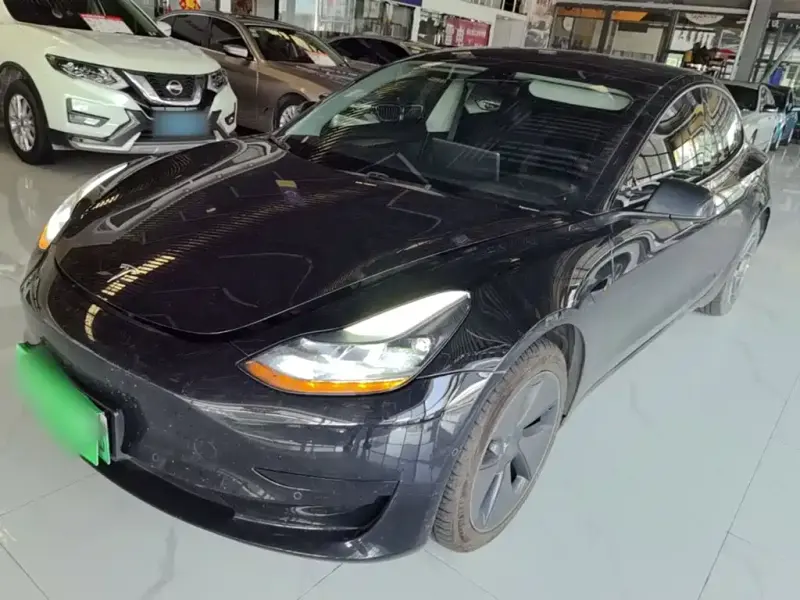 Tesla Model 3, 2023
