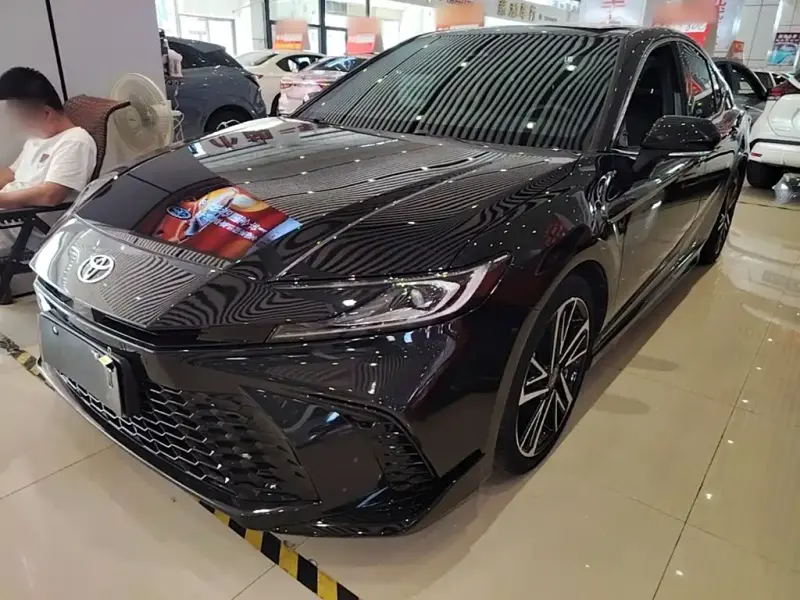 Toyota Camry, 2025