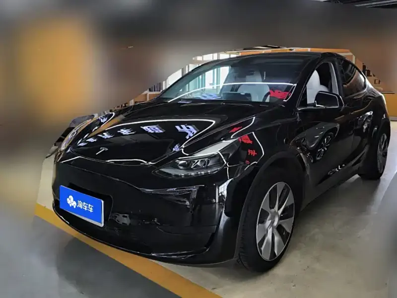 Tesla Model Y, 2023