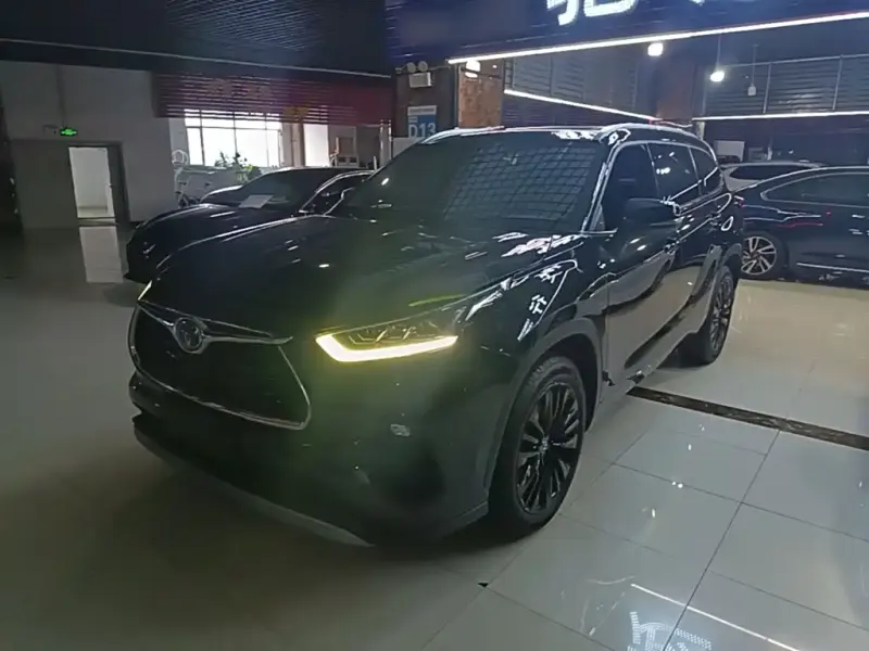 Toyota Highlander, 2022