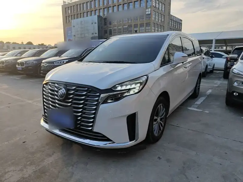 Buick GL8, 2022