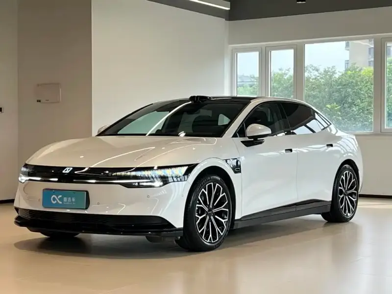Zeekr 007, 2024