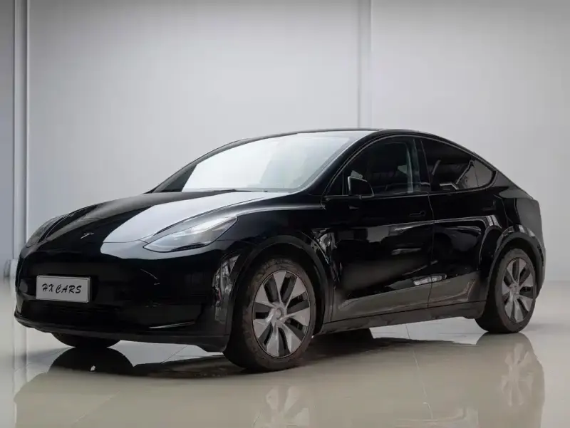 Tesla Model Y, 2022