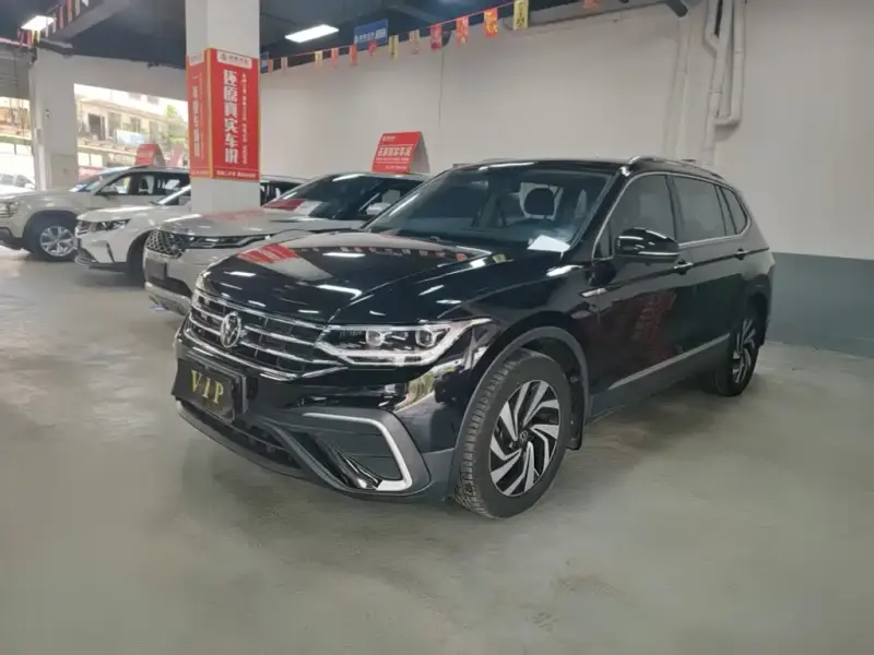 Volkswagen Tiguan L, 2023