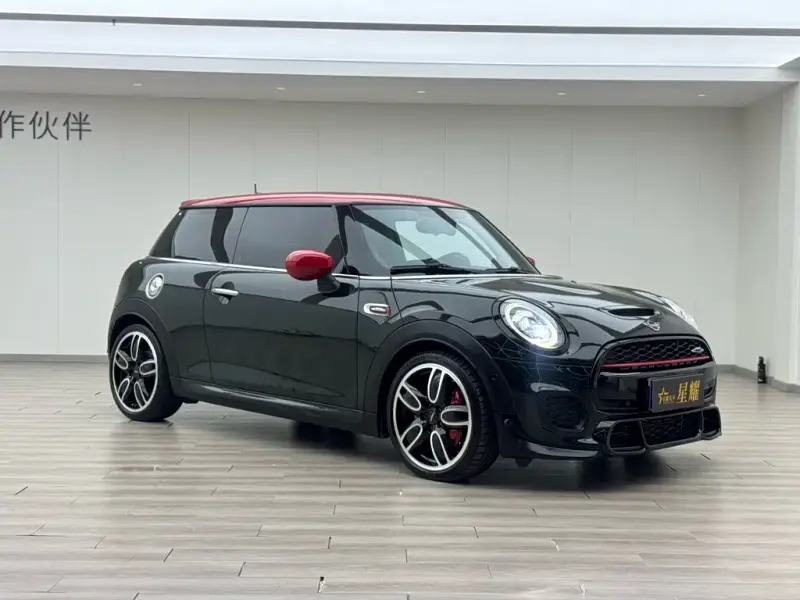 MINI JCW, 2020