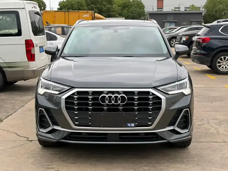 Audi Q3, 2023