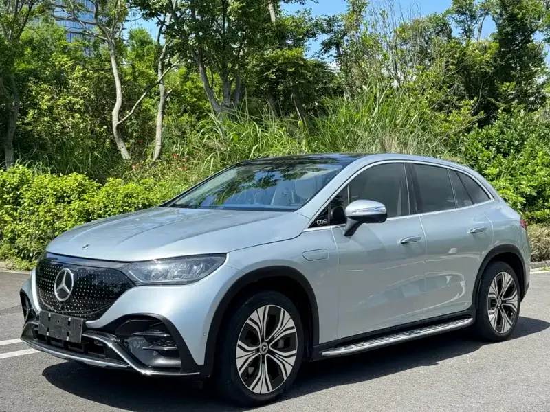 Mercedes-Benz EQE SUV, 2023