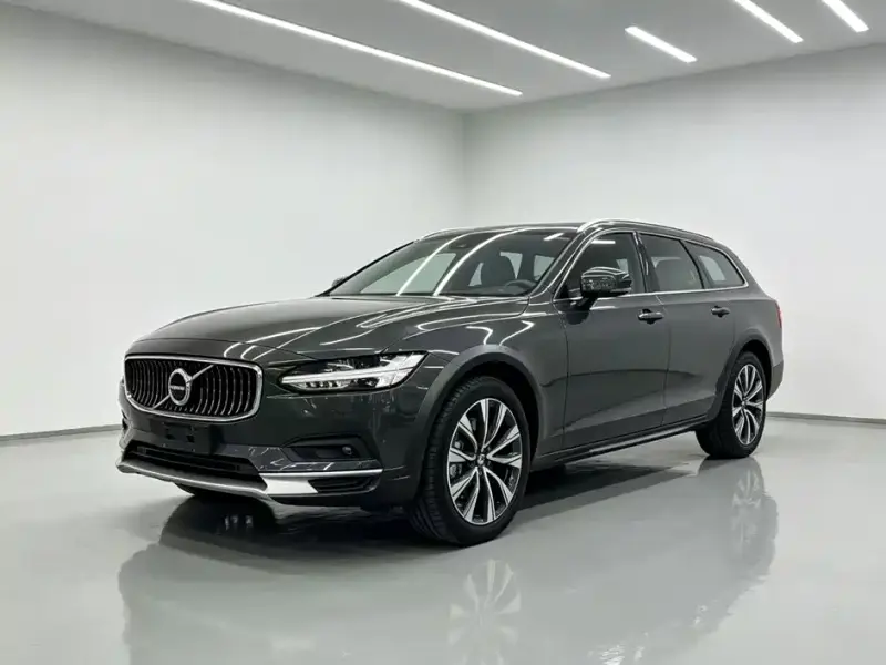 Volvo V90, 2021