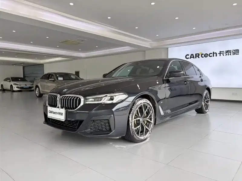 BMW 5 Series, 2022