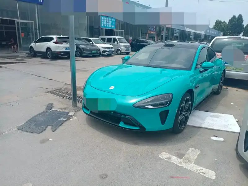 Xiaomi SU7, 2025