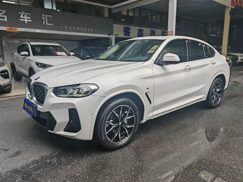 BMW X4, 2022