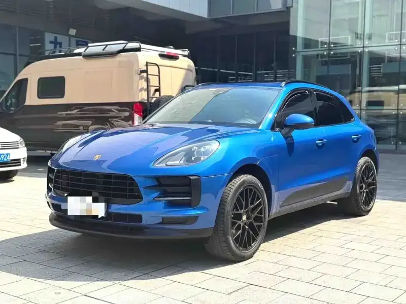Porsche Macan, 2021