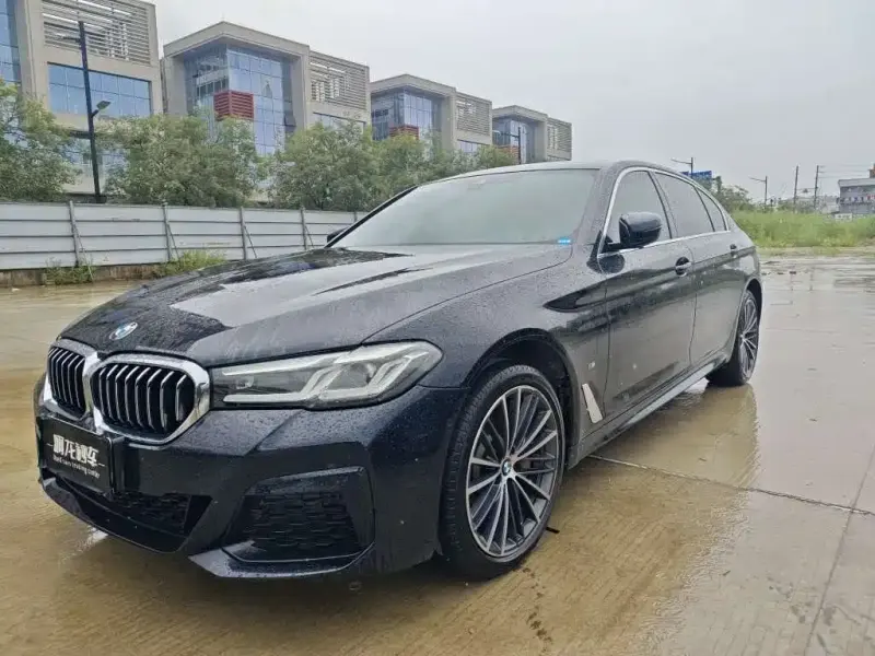BMW 5 Series, 2022