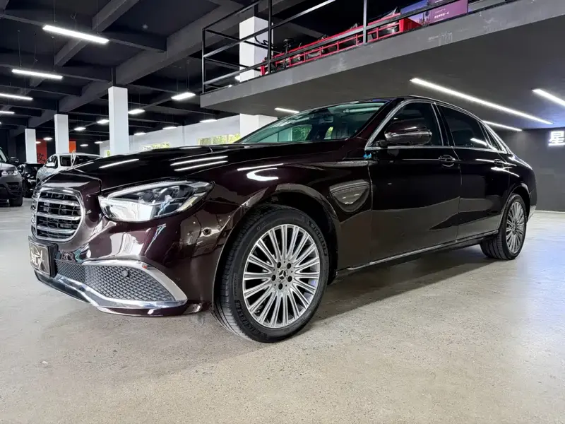 Mercedes-Benz E-Class, 2022